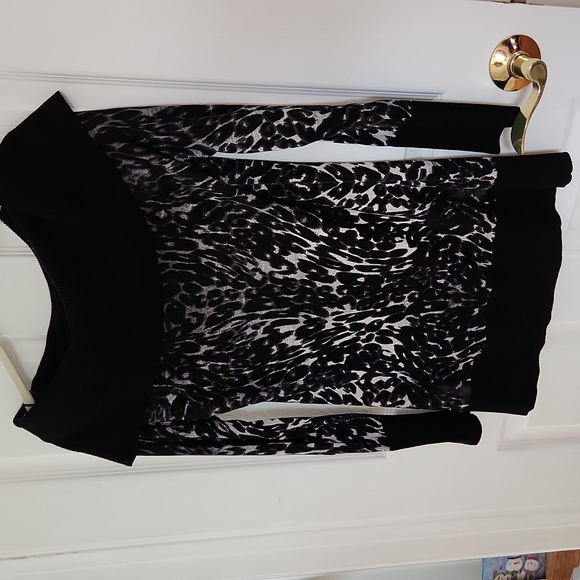 Cache Animal Print Sweater - Picture 17 of 17